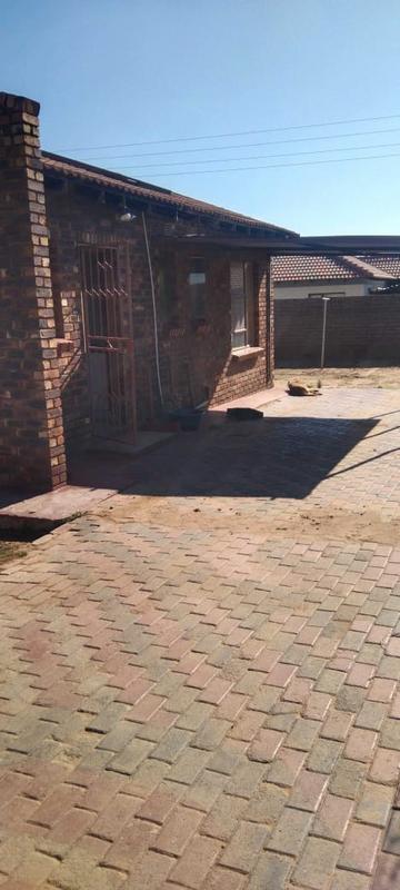 To Let 0 Bedroom Property for Rent in Mmabatho Unit 13 North West